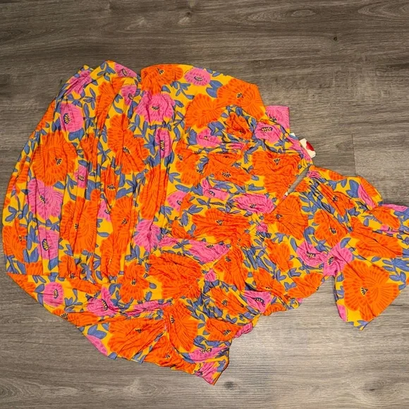 FARM Rio X Anthropologie short sleeve v neck ruched midi dress - Picture 10 of 14